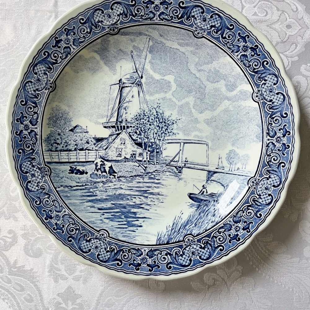 Delft Blue and White Decorative Plate